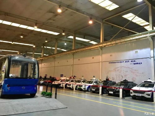 智慧出行新篇章 自動(dòng)駕駛出租車駛?cè)氡本┙?jīng)開(kāi)區(qū)，科技中介服務(wù)助力智能網(wǎng)聯(lián)汽車全面落地